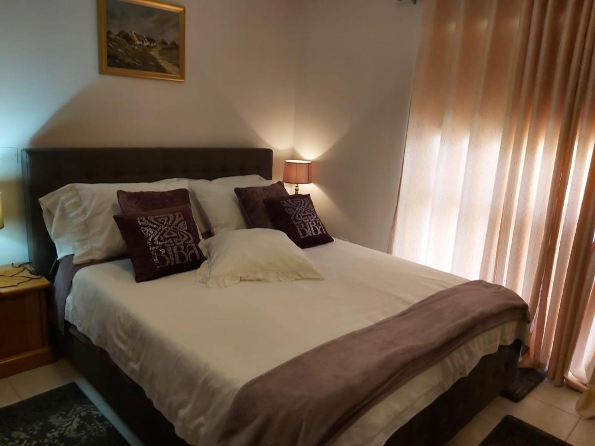 Manor Court Luxury Apartment St. Paul's Bay Exterior photo